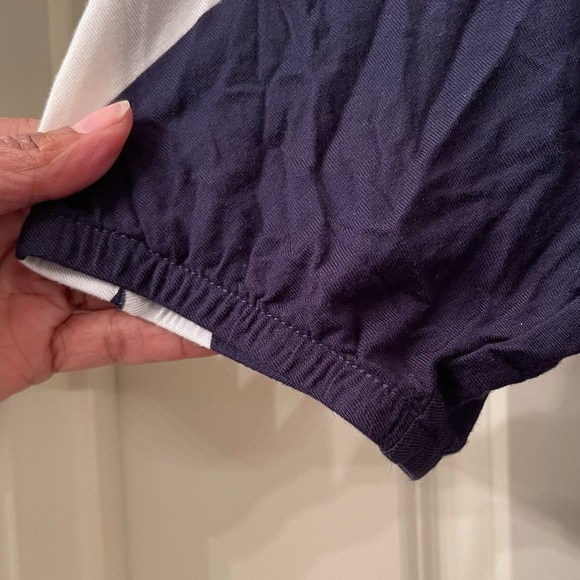 INC Asymmetrical Navy and White Top Size 2X (E11) - Picture 4 of 5